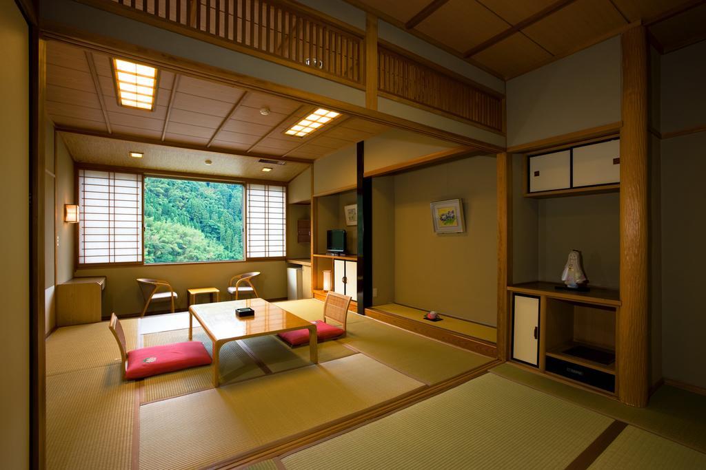 Hotel Shinshiyo Hita Esterno foto